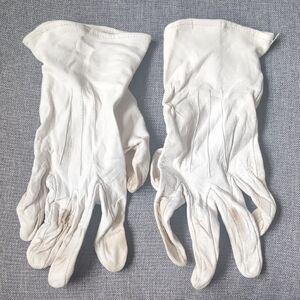 Chester Jefferies Equestrian White Leather Gloves